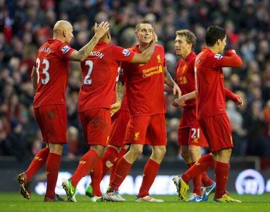 PROPAGANDA20121201 Football - soccer: Barclays Premier League, Liverpool FC - Southampton FC, Liverpool s Daniel Agger celebrates scoring the first goal against Southampton during the Premiership match at Anfield. (Hinweis: Verwendung nur in Deutschland, Österreich oder Schweiz - only Germany, Austria and Switzerland) xHOCHxZWEIx xPropagandax