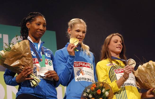 Göteborg, Leichtathletik, EAA, Hallen EM in Göteborg, European athletics Indoor Championships, 01.03.-03.03.2013, Göteborg Eloyse Lesueur, Darya Klishina, Erica Jarder, Weitsprung Frauen Siegerehrung, Podium,