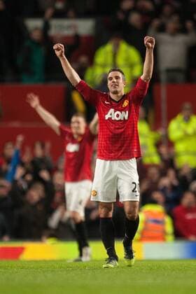 Football - 2012 2013 Premier League - Manchester United vs. Aston Villa Robin van Persie of Manchester United celebrates at the final whistle at Old Trafford