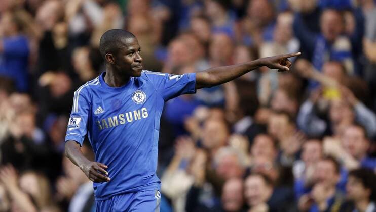 Chelsea s Ramires celebrates scoring his sides second goal..- Barclays Premier League - Chelsea vs Tottenham - Stamford Bridge - London - 8th May 2013 - Pic David Klein Sportimage EDITORIAL USE ONLY. No use with unauthorised audio, video, data, fixture lists, club league logos or live services. Online in-match use limited to 120 images, no video emulation. No use in betting, games or single club league player publications.