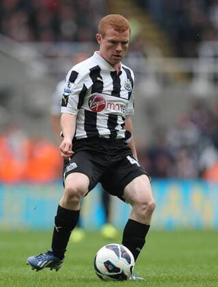 Football - English Premiership - Newcastle v Arsenal Adam Campbell of Newcastle in action during the Newcastle v Arsenal, Barclay s Premier League football match at St James Park, Newcastle. Colorsport 19th May 2013