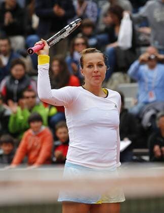 French Open 2013, Roland Garros,Paris,ITF Grand Slam Tennis Tournament, Anastasia Pavlyuchenkova (RUS) jubelt nach ihrem Sieg,Jubel,Emotion, Einzelbild,Halbkörper,Hochformat,