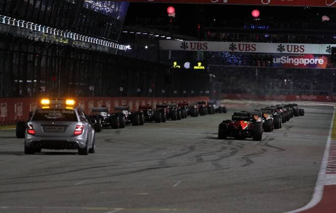 Start, formula 1 GP, Singapore, 22.09.2013, Photo:mspb Thomas Melzer Start, formula 1 GP, Singapore,
