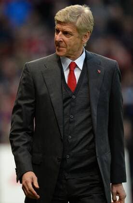 Arsene Wenger manager of Arsenal - Barclays Premier League - Manchester United (ManU) vs Arsenal FC London - Old Trafford Stadium - Manchester - England - 10 11 13 - EDITORIAL USE ONLY. No use with unauthorised audio, video, data, fixture lists, club league logos or live services. Online in-match use limited to 120 images, no video emulation. No use in betting, games or single club league player publications.