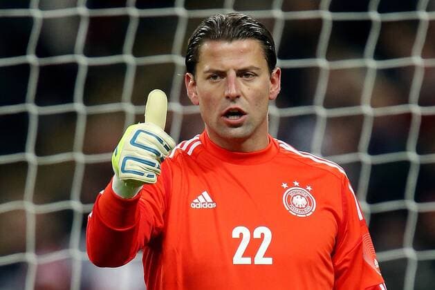 Roman Weidenfeller (GER) gibt Anweisungen . England-Deutschland . Fussball-Länderspiel 2013, Freundschaftsspiel . London, GBR, 15.11.2013 ,