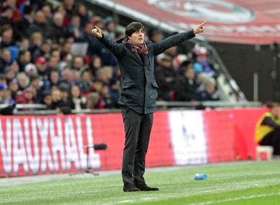 19.11.2013, xovx, Fussball Freundschaftsspiel England - Deutschland, Bundestrainer Joachim Löw (Deutschland), Freisteller.
