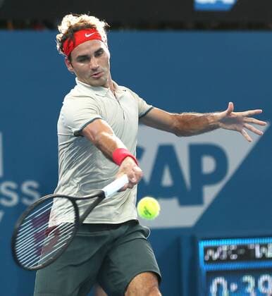 Brisbane International, Queensland Tennis Centre,ATP 250 World Tour WTA,Hardcourt Tennis Turnier in Brisbane,Australia,Roger Federer (SUI) ,Einzelbild,Aktion,Halbkoerper,Hochformat,