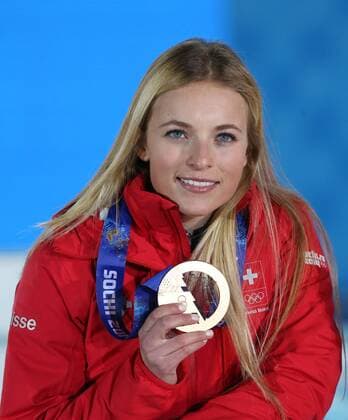 Sotschi, Olympia, Olympische Winterspiele 2014, Olympic winter games, sochi, 12.02.2014, Podium, Siegerehrung, Medals Plaza, Sotschi, Russland, Ladie down Hill Ski Alpin Abfahrt Damen, Lara Gut, Schweiz Bronze Medaille