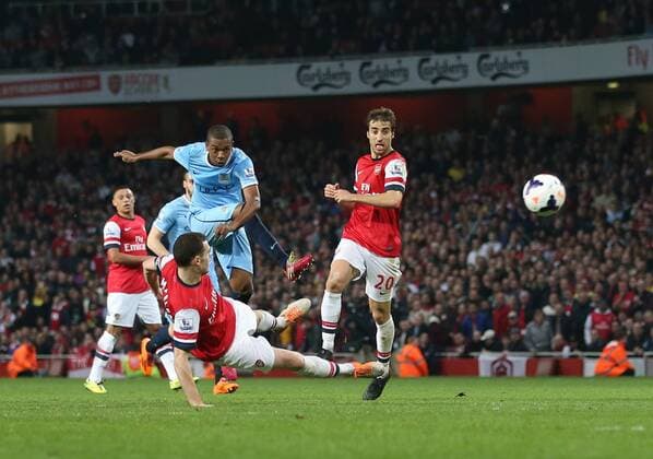Manchester City s Fernandinho fires in a shot Arsenal vs Manchester City - Premier League - Emirates Stadium- London - England - 29 03 2014 - Pic David Klein Sportimage EDITORIAL USE ONLY. No use with unauthorised audio, video, data, fixture lists, club league logos or live services. Online in-match use limited to 120 images, no video emulation. No use in betting, games or single club league player publications.