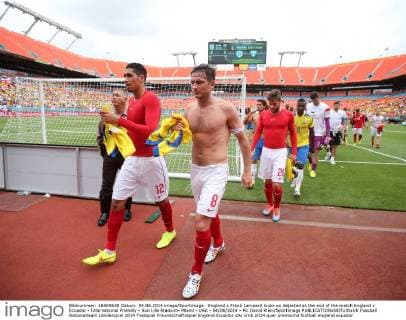 England s Frank Lampard looks on dejected at the end of the match England v Ecuador - International Friendly - Sun Life Stadium- Miami - USA - 04 06 2014 - Pic David Klein Sportimage EDITORIAL USE ONLY. No use with unauthorised audio, video, data, fixture lists, club league logos or live services. Online in-match use limited to 120 images, no video emulation. No use in betting, games or single club league player publications.