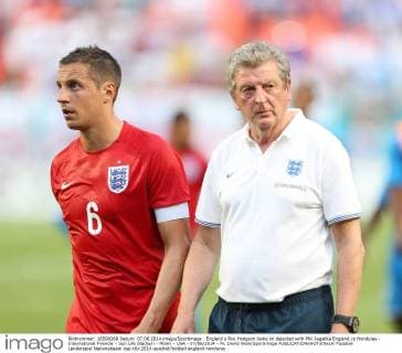 England s Roy Hodgson looks on dejected with Phil Jagielka England vs Honduras - International Friendly - Sun Life Stadium - Miami - USA - 07 06 2014 - Pic David Klein Sportimage EDITORIAL USE ONLY. No use with unauthorised audio, video, data, fixture lists, club league logos or live services. Online in-match use limited to 120 images, no video emulation. No use in betting, games or single club league player publications.