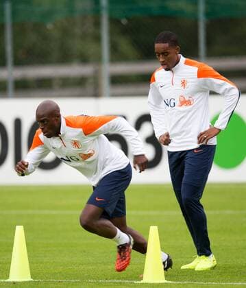 05.09.2014, Sportzentrum, Seefeld, AUT, FS Vorbereitung, Trainingslager, Niederlaendisches Nationalteam, im Bild (v.l.) Bruno Martins Indi, Leroy Fer Netherlands national soccer team players Bruno Martins Indi Leroy Fer during a training session of the national footballteam of Netherlands in preparation for the upcoming EURO 2016 qualifying match against Czech Republic on 09. Spetember 2014 in Prague, at the trainingsground Sportzentrum in Seefeld, Austria on 2014 09 05. EP_Gro