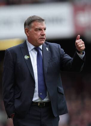 West Ham United v Manchester City . . London, UK . . 25.10.2014 Sam Allardyce (WHU) gives a thumbs-up.