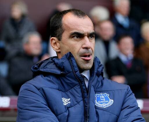 Roberto Martinez manager of Everton - Barclays Premier League - Burnley vs Everton - Turf Moor Stadium - Burnley - England - 26th October 2014 - Picture SimonBellis Sportimage EDITORIAL USE ONLY. No use with unauthorised audio, video, data, fixture lists, club league logos or live services. Online in-match use limited to 120 images, no video emulation. No use in betting, games or single club league player publications.