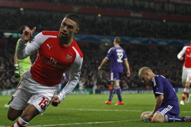 Arsenal s Alex Oxlade-Chamberlain celebrates scoring a goal during the Champions League Arsenal FC London - RSC Anderlecht - ZUMAcs12