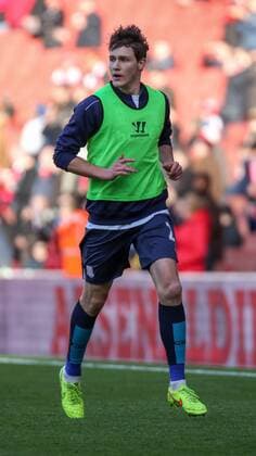 Football - 2014 2015 - Barclays Premier League, - Arsenal Vs Stoke City, Stoke City s new signing Philipp Wollscheid warms up ahead of his Premier League debut at The Emirates Stadium COLORSPORT DANIEL BEARHAM ARS_STO