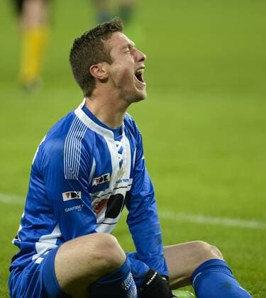 - GENT, BELGIUM: Gent s Brecht Dejaegere lies injured on the ground during the Jupiler Pro League match between KAA Gent and KV Oostende, in Gent, Sunday 25 January 2015, on day 23 of the Belgian soccer championship. LAURIExDIEFFEMBACQ x04556310x