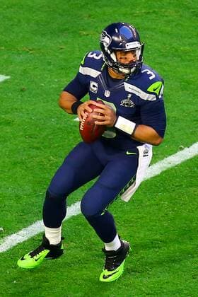 01 FEB 2015: Seattle Seahawks quarterback Russell Wilson (3) during the first quarter of Super Bowl XLIX being played at University of Phoenix Stadium. The New England Patriots defeat the Seattle Seahawks 28-24 in Super Bowl XLIX at University of Phoenix Stadium in Glendale Arizona. NFL American Football Herren USA FEB 01 Super Bowl XLIX - Patriots v Seahawks Icon020115272 EDITORIAL USE ONLY