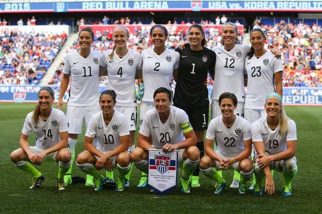 30 MAY 2015: USA Womens national team Nationalteam, back, f.l.: Alexandra Ali Krieger, Becky Sauerbrunn, Sydney Leroux, Hope Solo, Lauren Holiday, Christen Press; Morgan Brian, Carli Lloyd, Abby Wambach, Meghan Klingenberg, Julie Johnston played at Red Bull Arena in Harrison,NJ. Mannschaftsbild Icon05301510 EDITORIAL USE ONLY
