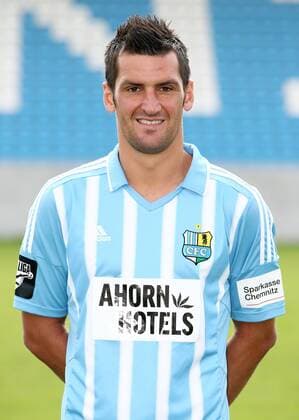 Chemnitz, 08.07.2015, Stadion an der Gellertstrasse, Fußball, 3.Liga , Chemnitzer FC, Mannschaftspräsentation für die Saison 2015 2016. , Mannschaftsfoto, Teamfoto. , Im Bild: Martin Fenin ,