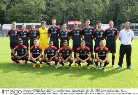 Regionalliga West, Saison 2015 2016, Fototermin Viktoria Köln, -- Die Neuzugänge von Viktoria Köln, oben vl; Jules Reimerink, Connor Krempicki, Michael Lejan, Alexander Monath, Sebastian van Santen, Tim Jerat, Dennis Malura, Dominik Lanius, Edwin Schwarz, Tobias Haitz, Trainer Thomasz Kaczmarek. unten vl; Fabio Dias, Florian Moritz, Florian Heister, Mehdi Reichert, Roberto Guirino, Sven Krayer.