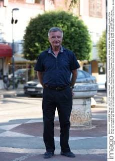 Aktuell Tennis, Fotoshooting mit Slavko Rasberger Slavko Rasberger, founder of the tennis tournament in Umag 23.07.2015., Croatia, Umag - Slavko Rasberger, founder of the tennis tournament in Umag. He led ATP Tennis Herren Umag for 2o years, and during his mandate in Umag have passed the most famous tennis players such as Rafael Nadal, Gustavo Kuerten, Carlos Moya, Novak Djokovic, Goran Ivanisevic and others. Former Croatian President Stjepan Mesic decorated him with the Order of Croatian Danica with figure of Franjo Bucar, and the same medal recived Cralos Moya for his 10th performance. DuskoxMarusic PIXSELL