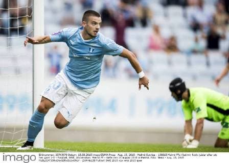 Aug. 15, 2015 - Malmö Sverige - 150815 Malmö FFs Vladimir Rodic jublar efter att han gjort 1-0 - Fussball, SWE, Allsvenskan: Malmö FF - Gefle den 15 august 2015 in Malmö..Foto: News - Aug. 15, 2015 - ZUMAb138
