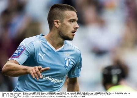 Aug. 15, 2015 - Malmö Sverige - 150815 Malmö FFs Vladimir Rodic jublar efter att han gjort 1-0 - Fussball, SWE, Allsvenskan: Malmö FF - Gefle den 15 august 2015 in Malmö..Foto: News - Aug. 15, 2015 - ZUMAb138