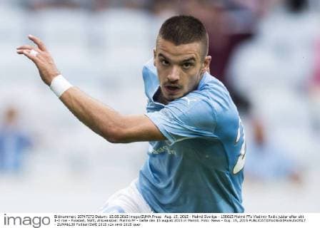 Aug. 15, 2015 - Malmö Sverige - 150815 Malmö FFs Vladimir Rodic jublar efter sitt 1-0 mal - Fussball, SWE, Allsvenskan: Malmö FF - Gefle den 15 august 2015 in Malmö..Foto: News - Aug. 15, 2015 - ZUMAb138