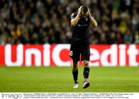 Aug. 19, 2015 - Glasgow, Skottland - 150819 Malmö FFs Nikola Djurjic deppar under fotbollsmatchen mellan Celtic och Malmö FF i kvalet till Champions League den 19 augusti 2015 i Glasgow..Foto: News - Aug. 19, 2015 - ZUMAb138