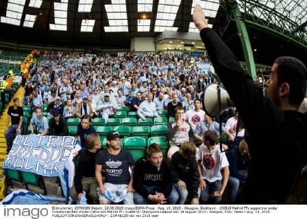 Aug. 19, 2015 - Glasgow, Skottland - 150819 Malmö FFs supportrar under fotbollsmatchen mellan Celtic och Malmö FF i kvalet till Champions League den 19 augusti 2015 i Glasgow..Foto: News - Aug. 19, 2015 - ZUMAb138