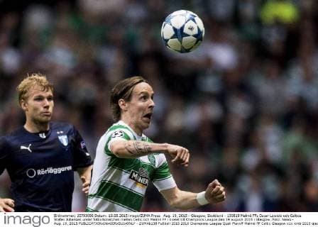 Aug. 19, 2015 - Glasgow, Skottland - 150819 Malmö FFs Oscar Lewicki och Celtics Stefan Johansen under fotbollsmatchen mellan Celtic och Malmö FF i kvalet till Champions League den 19 augusti 2015 i Glasgow..Foto: News - Aug. 19, 2015 - ZUMAb138
