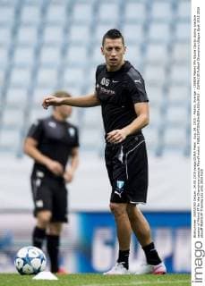 Aug. 24, 2015 - Malmö, Sverige - 150824 Malmö FFs Nikola Djurjic during practice session of Malmö FF for the Champions League Playoff match. - ZUMAb138