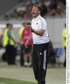 SOCCER - CL play off, Shakhtar vs Rapid LVIV,UKRAINE,25.AUG.15 - SOCCER - UEFA Champions League, play off, FC Shakhtar Donetsk vs SK Rapid Wien. Image shows head coach Zoran Barisic (Rapid). Keywords: Wien Energie. GEPAxpictures xPhilippxBrem