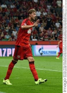26.08.2015, xjhx, Fussball Champions League Quali, Bayer 04 Leverkusen - Lazio Rom, emspor, v.l. Stefan Kiessling Kießling (Bayer Leverkusen) gibt Anweisungen, gestikuliert, mit den Armen gestikulieren gives instructions, gesticulate.