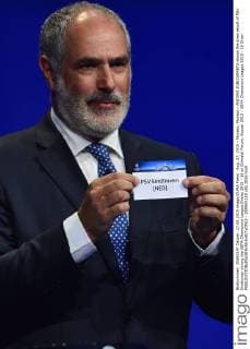Aug. 27, 2015 - Monaco, Monaco - ANDONI ZUBIZARRETA shows the draw result of PSV Eindhoven during the UEFA Champions League Draws 2015 - 16 at Grimaldi Forum. Soccer 2015 - UEFA Champions League 2015 - 16 Draw - ZUMAm119
