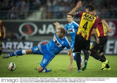 - GENT, BELGIUM: Gent s Laurent Depoitre and Mechelen s Seth De Witte fight for the ball during the Jupiler Pro League match between KAA Gent and KV Mechelen, in Gent, Saturday 29 August 2015, on day 06 of the Belgian soccer championship. JASPERxJACOBS x04689652x