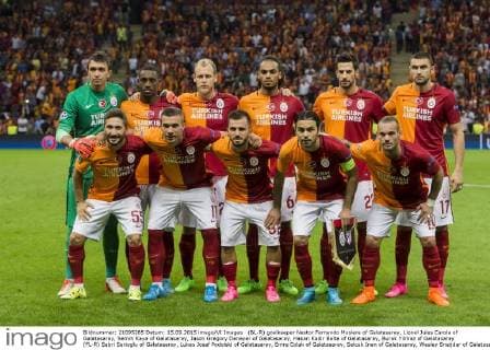 (BL-R) goalkeeper Nestor Fernando Muslera of Galatasaray, Lionel Jules Carole of Galatasaray, Semih Kaya of Galatasaray, Jason Gregory Denayer of Galatasaray, Hakan Kadir Balta of Galatasaray, Burak Yilmaz of Galatasaray (FL-R) Sabri Sarioglu of Galatasaray, Lukas Josef Podolski of Galatasaray, Emre Colak of Galatasaray, Selcuk Inan of Galatasaray, Wesley Sneijder of Galatasaray during the UEFA Champions League match between Galatasaray and Atletico Madrid on September 15, 2015 at Istanbul, Turkey. Galatasaray v Atletico Madrid UEFA 2015 2016 xVIxGerritxvanxKeulenxIVx 4330410