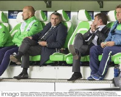 Dieter HECKING, WOB Trainer Klaus ALOFFS, Geschaeftsfuehrer WOB Ersatzbank, Spielerbank, Reserve, Trainerbank VFL WOLFSBURG - ZSKA MOSKAU 1-0 , Fussball UEFA Champions League, Gruppenphase, Wolfsburg, 15.09.2015 CL Saison 2015 2016,