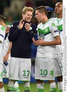 15.09.2015, Fussball, Saison 2015 2016, Champions League, 2015 16, Vorrunde, VfL Wolfsburg - ZSKA Moskau 1:0, Andre Schürrle, Andre Schuerrle (VfL Wolfsburg), li., mit Julian Draxler (VfL Wolfsburg)