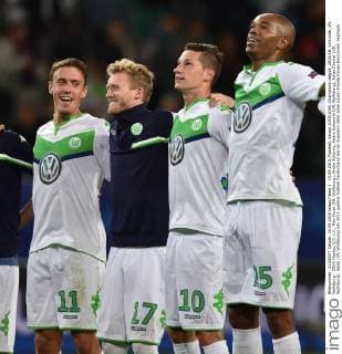 15.09.2015, Fussball, Saison 2015 2016, Champions League, 2015 16, Vorrunde, VfL Wolfsburg - ZSKA Moskau 1:0, v.li., Max Kruse (VfL Wolfsburg), Andre Schürrle, Andre Schuerrle (VfL Wolfsburg), Julian Draxler (VfL Wolfsburg), Naldo (VfL Wolfsburg)