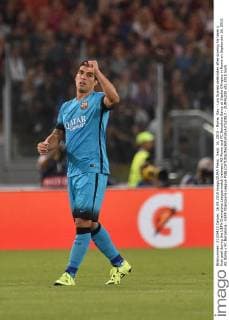 Sept. 16, 2015 - Rome, Itay - Luis Suarez celebrates after scoring his team s first goal during the UEFA Champions League match between AS Roma and FC Barcelona Barca at Stadio Olimpico in Rome on September 16, 2015. AS Roma v FC Barcelona - UEFA Champions League - ZUMAn230