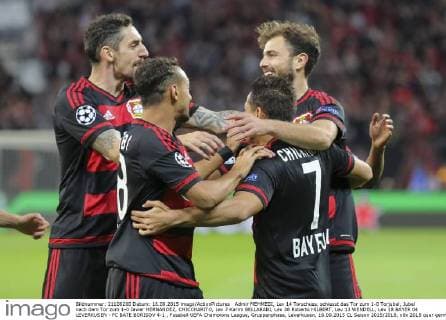 Admir MEHMEDI, Lev 14 Torschuss, schiesst das Tor zum 1-0 Torjubel, Jubel nach dem Tor zum 1-0 Javier HERNANDEZ, CHICCHARITO, Lev 7 Karim BELLARABI, Lev 38 Roberto HILBERT, Lev 13 WENDELL, Lev 18 BAYER 04 LEVERKUSEN - FC BATE BORISOV 4-1 , Fussball UEFA Champions League, Gruppenphase, Leverkusen, 16.09.2015 CL Saison 2015 2016,