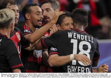 Javier HERNANDEZ, CHICCHARITO, Lev 7 Torjubel, Jubel nach dem Tor zum 4-1 mit WENDELL, Lev 18 Karim BELLARABI, Lev 38 Admir MEHMEDI, Lev 14 Roberto HILBERT, Lev 13 Kyriakos PAPADOPOULOS, Lev 5 BAYER 04 LEVERKUSEN - FC BATE BORISOV 4-1 , Fussball UEFA Champions League, Gruppenphase, Leverkusen, 16.09.2015 CL Saison 2015 2016,