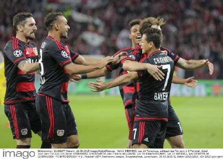 Admir MEHMEDI, Lev 14 Torschuss, schiesst das Tor zum 1-0 Torjubel, Jubel nach dem Tor zum 1-0 Javier HERNANDEZ, CHICCHARITO, Lev 7 Karim BELLARABI, Lev 38 Roberto HILBERT, Lev 13 WENDELL, Lev 18 BAYER 04 LEVERKUSEN - FC BATE BORISOV 4-1 , Fussball UEFA Champions League, Gruppenphase, Leverkusen, 16.09.2015 CL Saison 2015 2016,