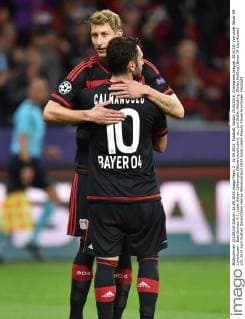 16.09.2015, Fussball, Saison 2015 2016, Champions League, 2015 16, Vorrunde, Bayer 04 Leverkusen - Bate Borisov 4:1, Jubel Hakan Calhanoglu (Bayer Leverkusen), re., und Stefan Kiessling, Stefan Kießling (Bayer 04 Leverkusen)