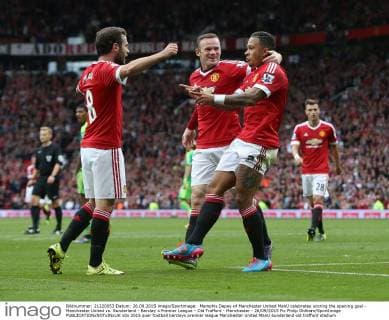 Memphis Depay of Manchester United ManU celebrates scoring the opening goal - Manchester United vs. Sunderland - Barclay s Premier League - Old Trafford - Manchester - 26 09 2015 Pic Philip Oldham SportImage EDITORIAL USE ONLY. No use with unauthorised audio, video, data, fixture lists, club league logos or live services. Online in-match use limited to 120 images, no video emulation. No use in betting, games or single club league player publications.
