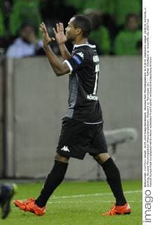 Borussia Park Mönchengladbach 30.9.2015, Champions League, 2015 16, Vorrunde, 2. Spieltag, Borussia Mönchengladbach (Moenchengladbach, Gladbach) vs. Manchester City ---- Raffael (Gladbach) ist verzweifelt