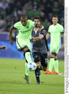 Mönchengladbach , Fussball, UEFA Champions League, Saison 2015 2016, Borussia Mönchengladbach vs Manchester City, 30.09.2015, Borussia Park, Mönchengladbach, Fernandinho, Lars Stindl,