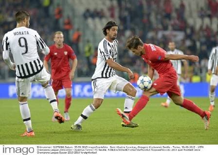 Sami Khedira Juventus, Grzegorz Krychowiak Sevilla - Torino, 30-09-2015 - UEFA Champions League 2015 2016 - Juventus Torino - FC Sevilla. filippoxalfero